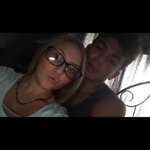 Meet your Posher, Elley